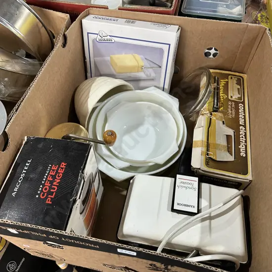 Mixing bowl and toasty machine etc.