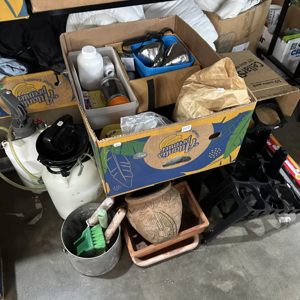 large lot sprayers, hardware, winerack etc Image 1++