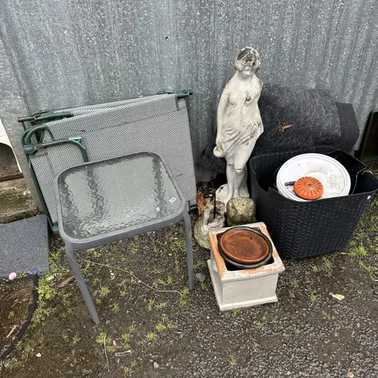 outdoor garden items etc