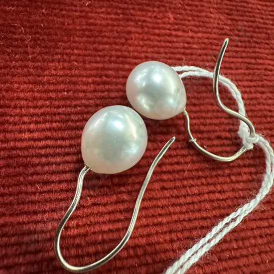 large Pearl earings
