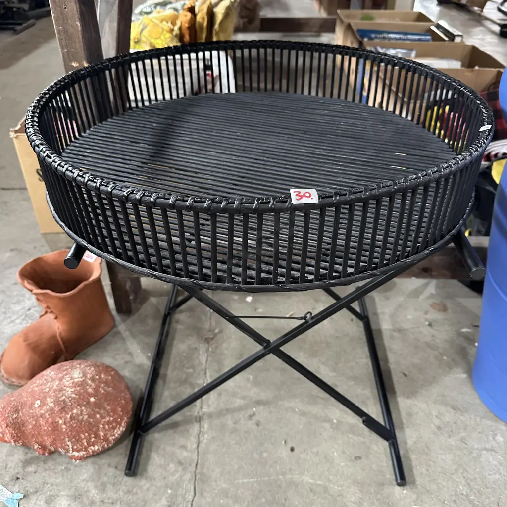 side serving tray Image 1++