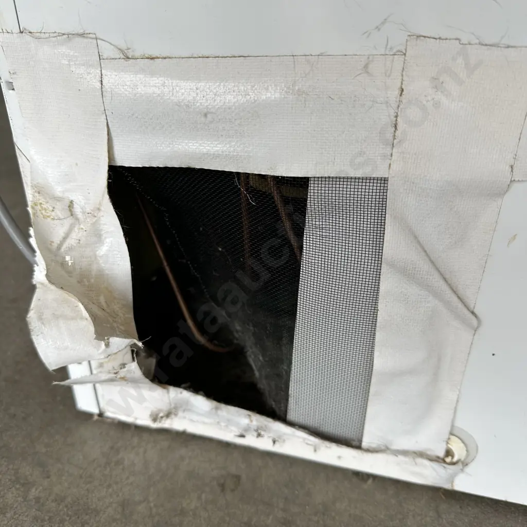 large chest freezer Image 1++