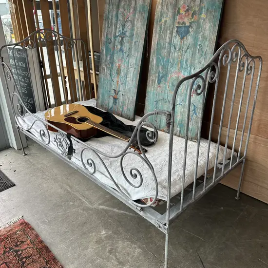 vintage wrought iron daybed