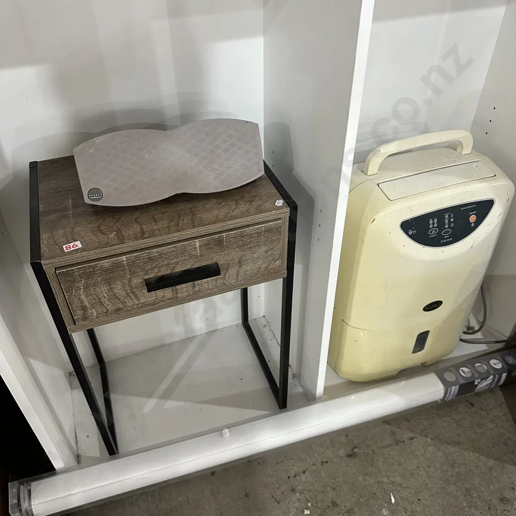 dehumidifier, bedside, speaker and blind Image 1++