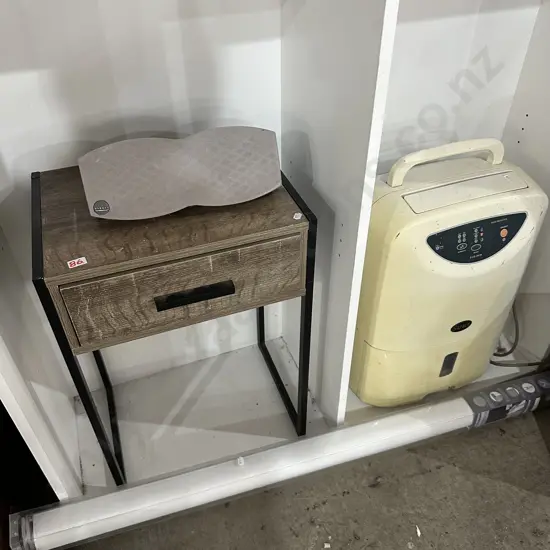dehumidifier, bedside, speaker and blind