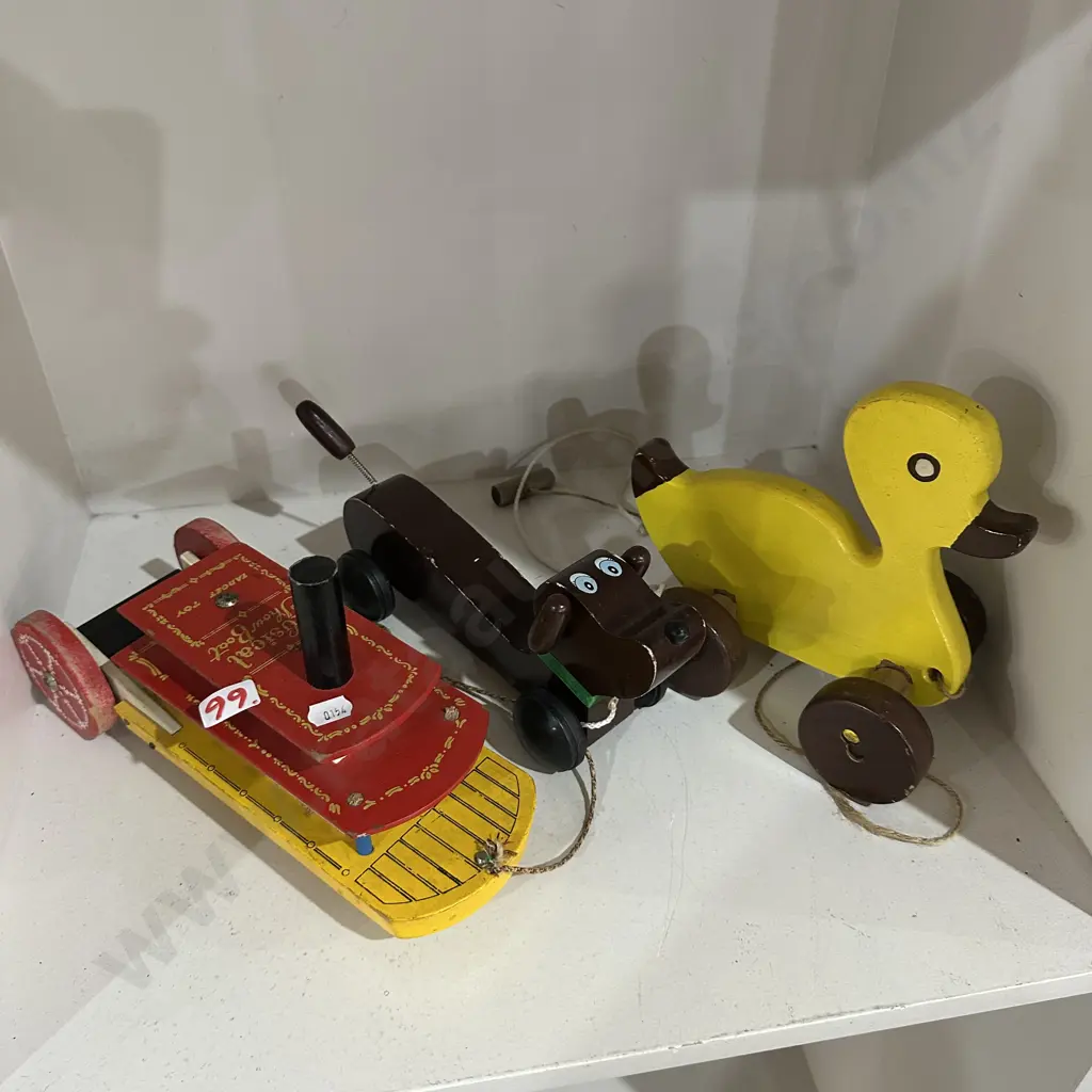 3 x pull-a-long toys Image 1++