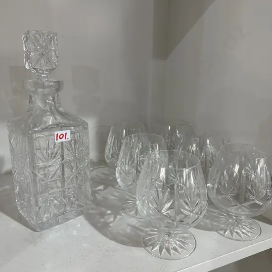 Crystal decanter and set of 6 glasses
