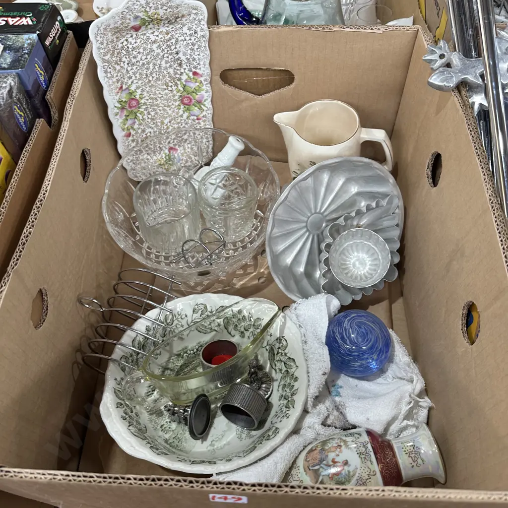 China, crystal, art glass etc. Image 1++