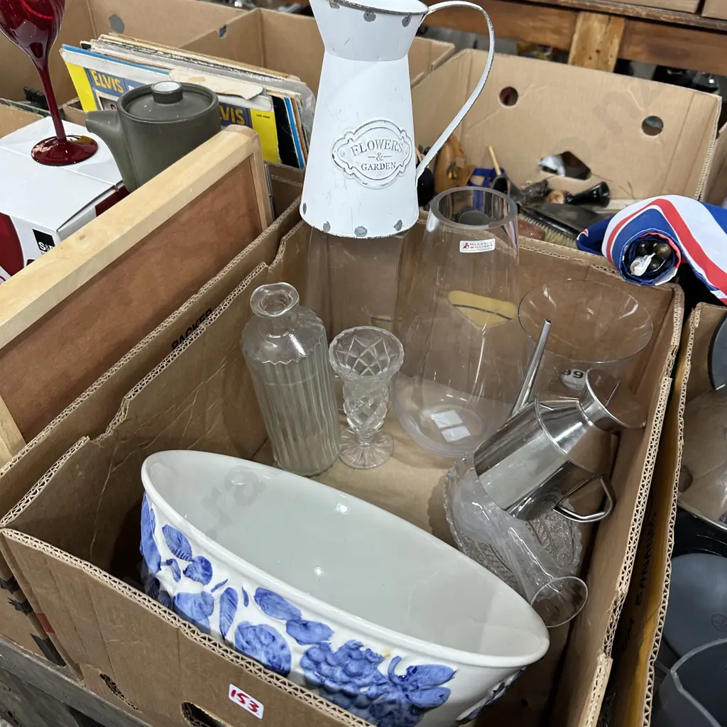 Large serving or salad bowl, vases etc. Image 1++