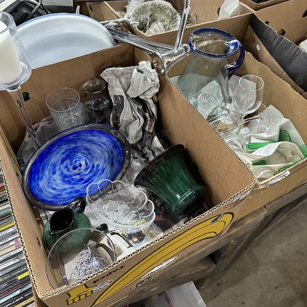 Two boxes art glass bowl and blue mountain pottery etc. Image 1++