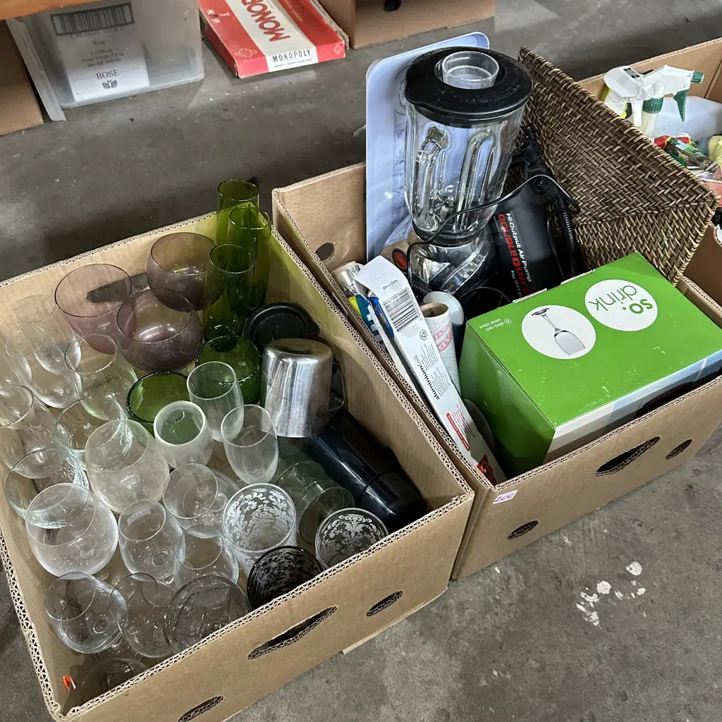 Two boxes glassware and blender etc. Image 1++