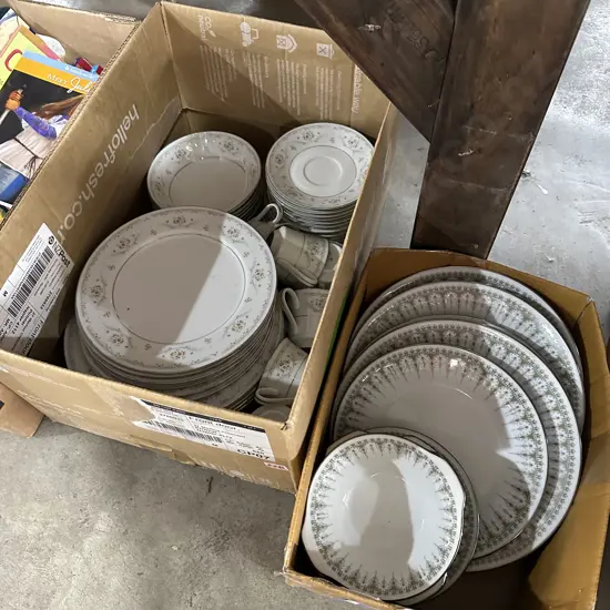 2 box dinnerware