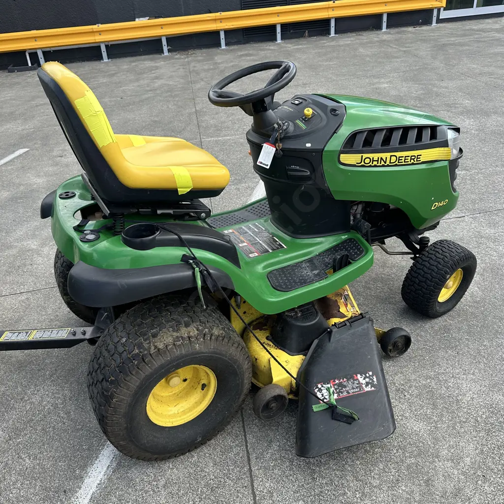 John Deere D140 ride on mower 2015- well maintained plus tipping tow cart Image 1++