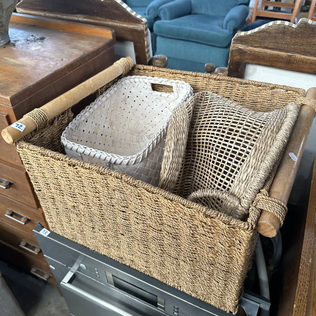 3 baskets Image 1++