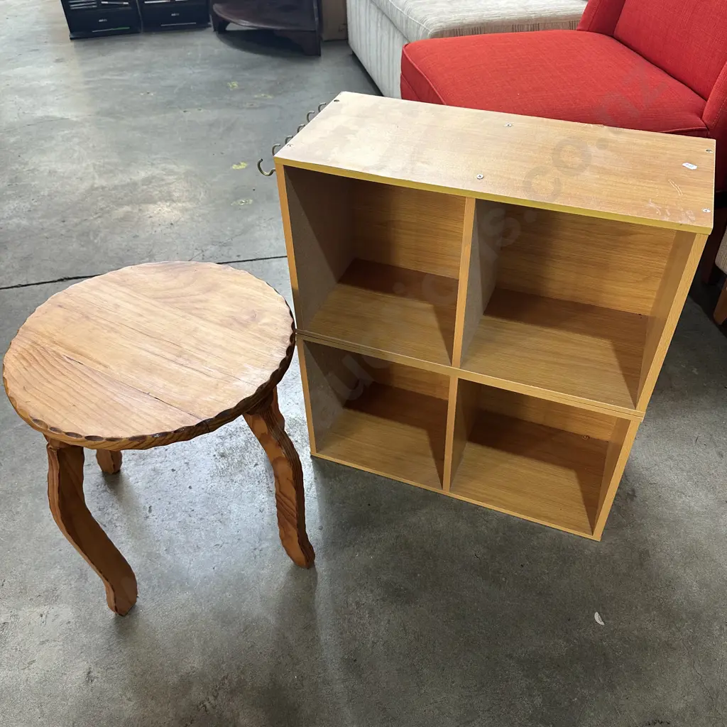 Oak side cabinet plus shelf and round side table (2 pnoto) Image 1++