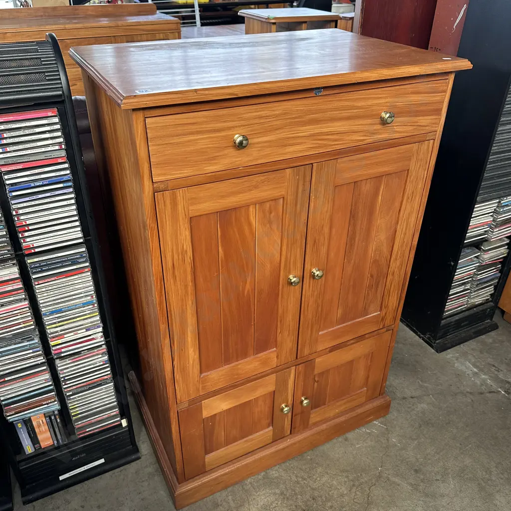 recycled Rimu cabinet with cutlery draw Image 1++