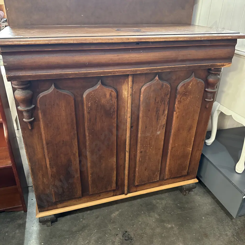 Antique Kauri cabinet Image 1++