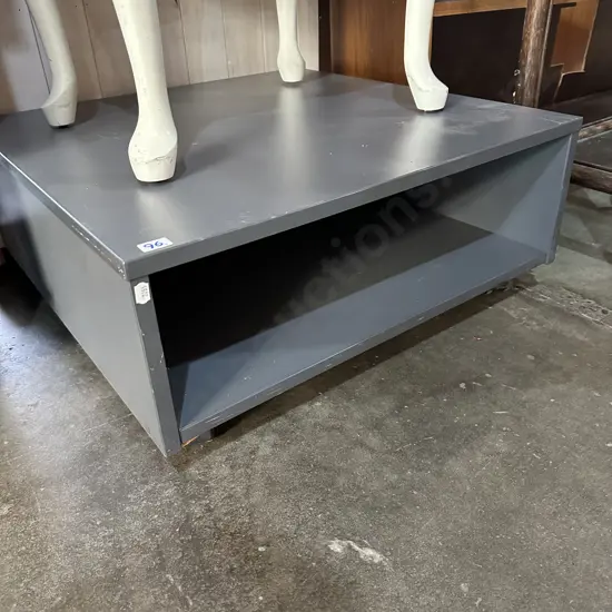rolling fridge raiser