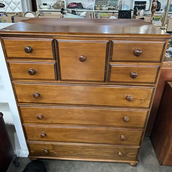 Pine scotch chest