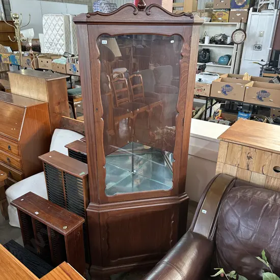 corner cabinet