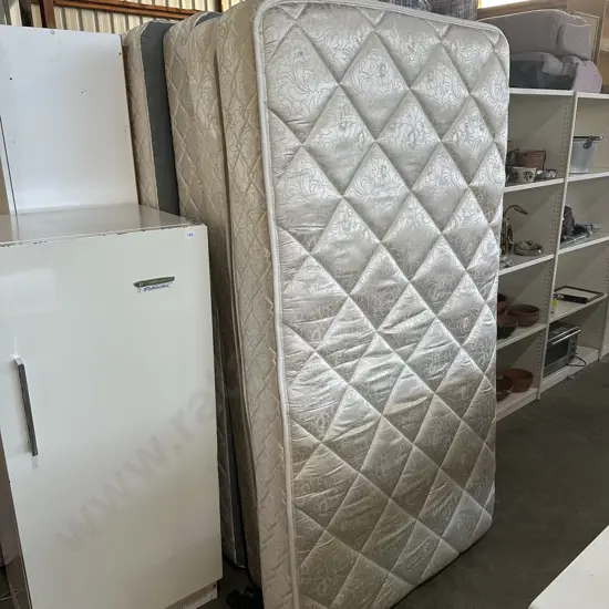 Pair of tidy King single beds.