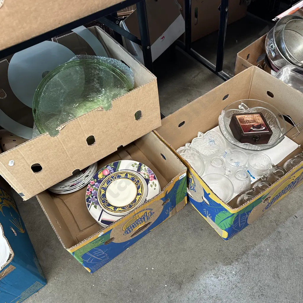 Three boxes glass lazy susan, plates and glassware. Image 1++
