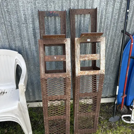 Pair of heavy duty ramps.