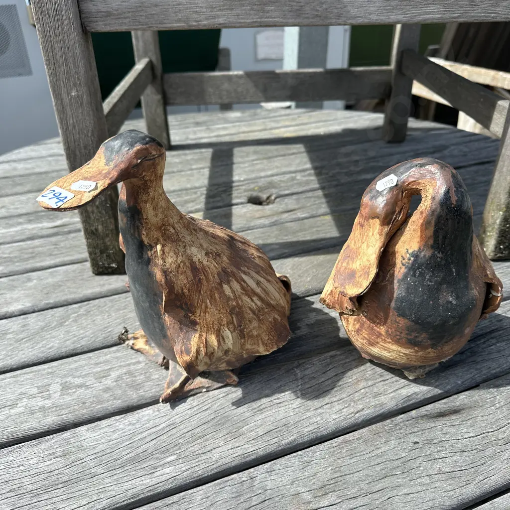 Two pottery ducks. Image 1++
