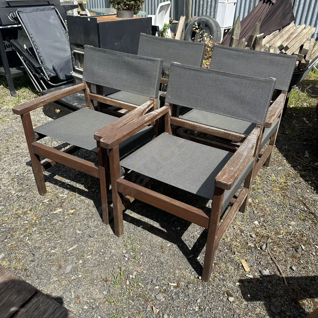Peak Products outdoor chairs x 4 Image 1++