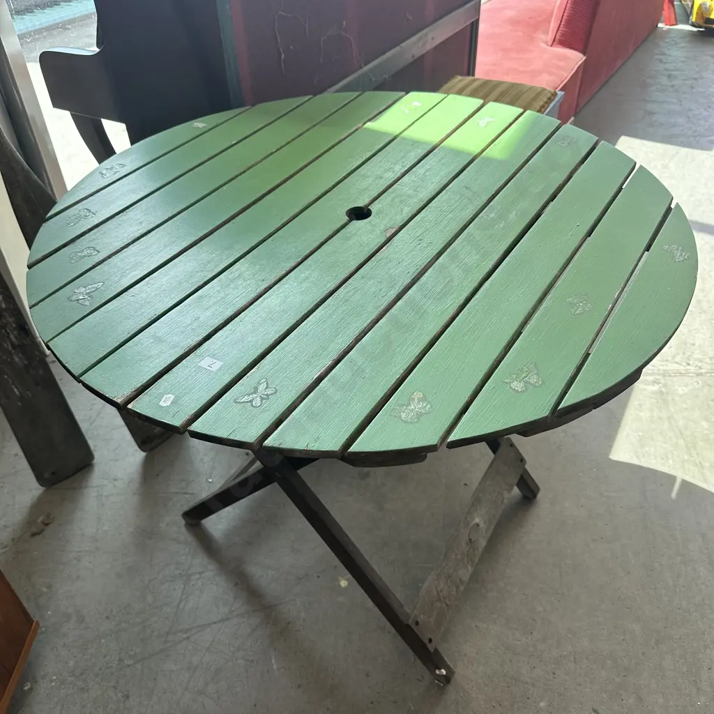 folding wooden garden table Image 1++