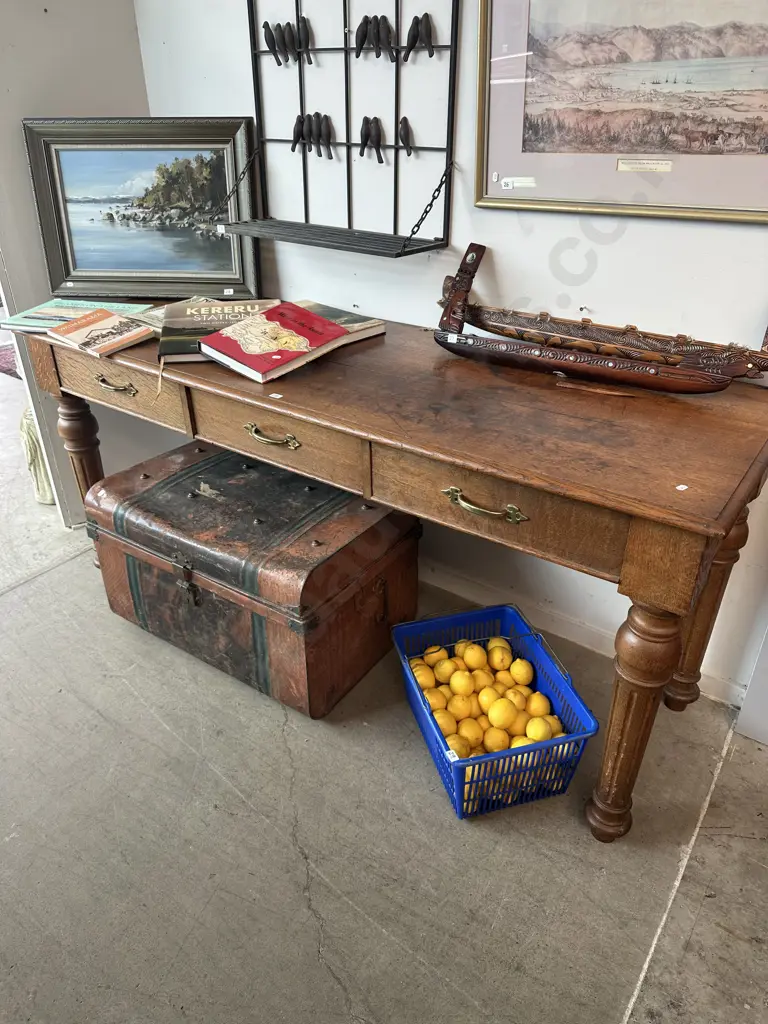 early oak sideboard Image 1++