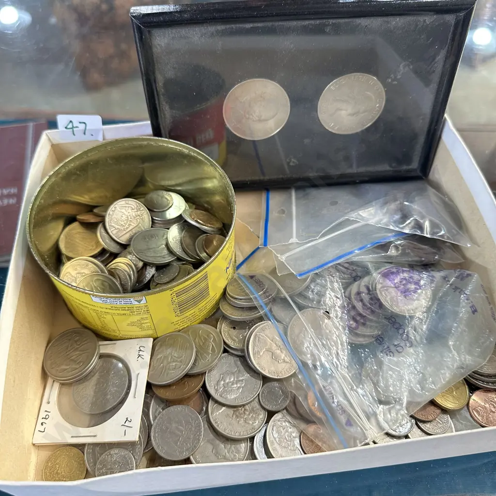 coin collection inc framed Churchill Image 1++