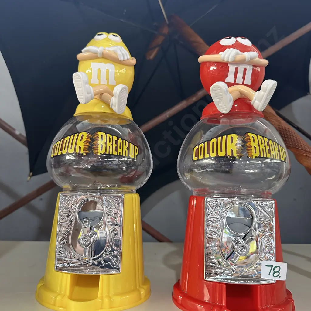 pr of M&M dispensers Image 1++