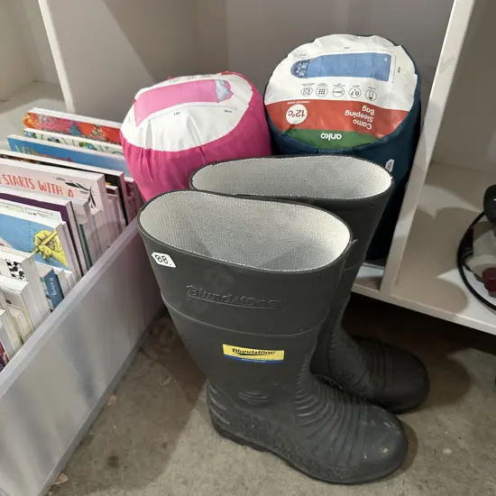 Blundstone 6 gumboots plus 2 sleeping bags