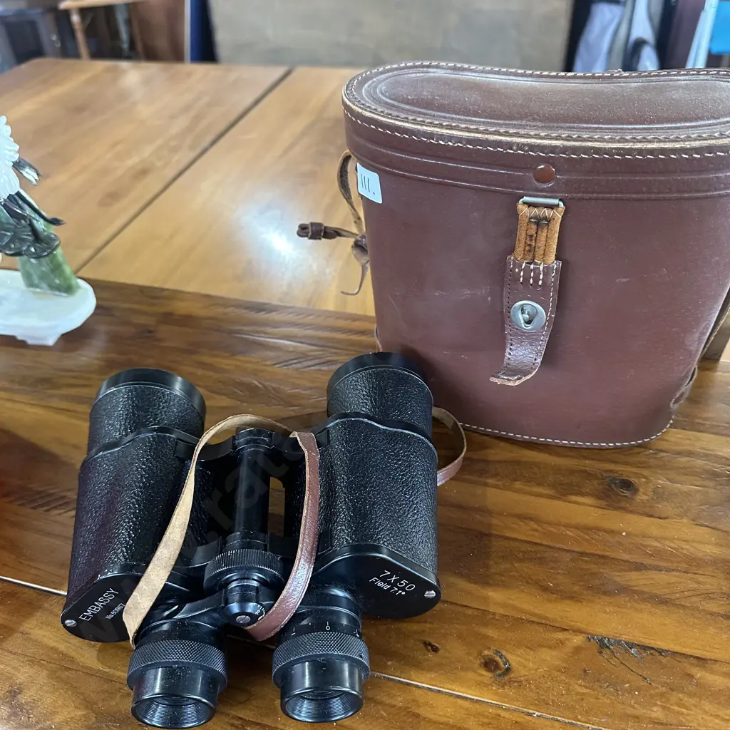 Embassy Binoculars and case. Image 1++