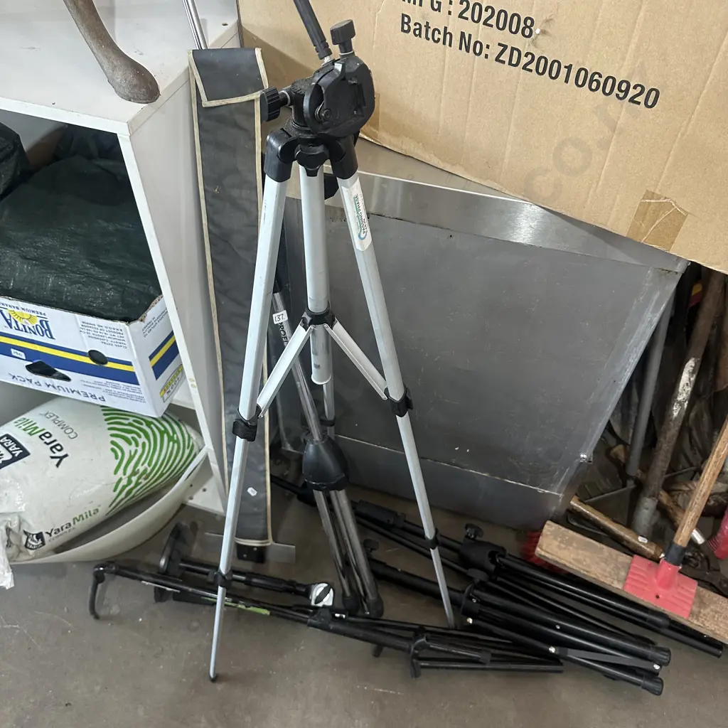 Tripods, guitar stand, mic stand and square etc. Image 1++