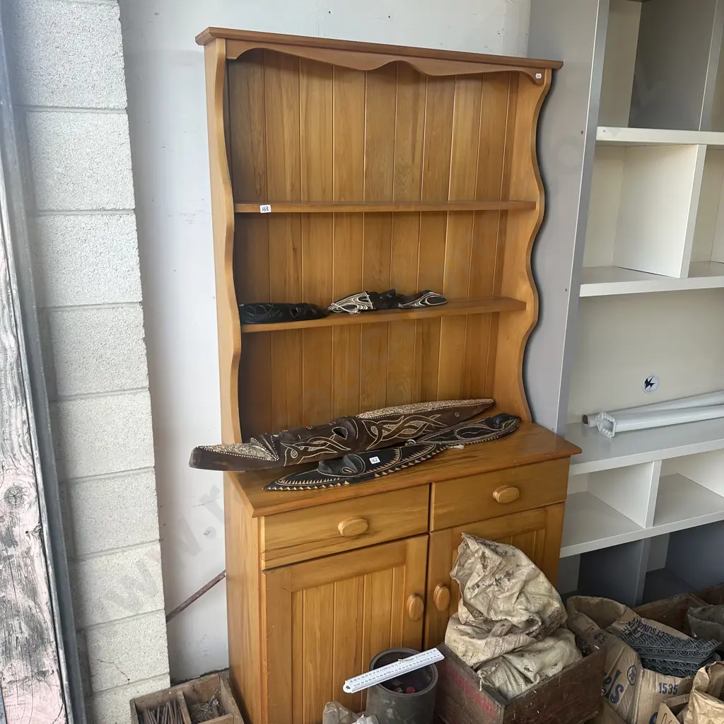 Wall unit. Image 1++