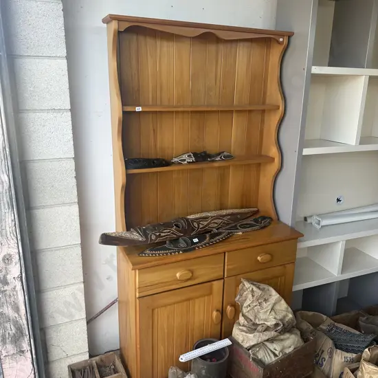 Wall unit.