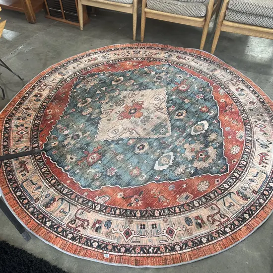 Large round mat 2 Metre diameter.