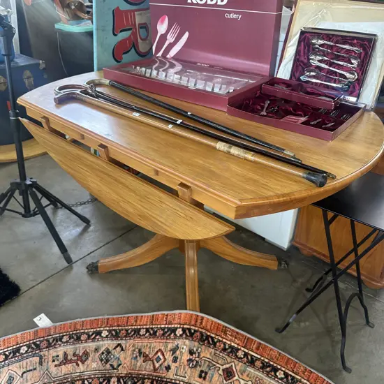 Solid Rimu dining table.