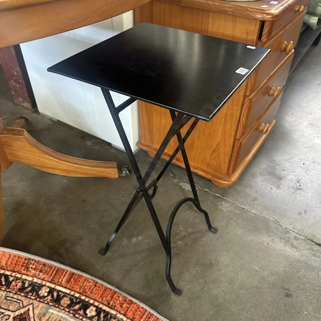 Folding metal side table. Image 1++