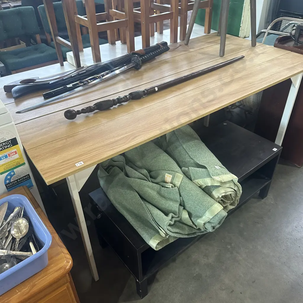 wood rain style table 1600  x 800 Image 1++