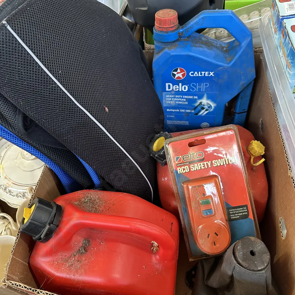 oil, car seats, petrol cans, RCD, Image 1++