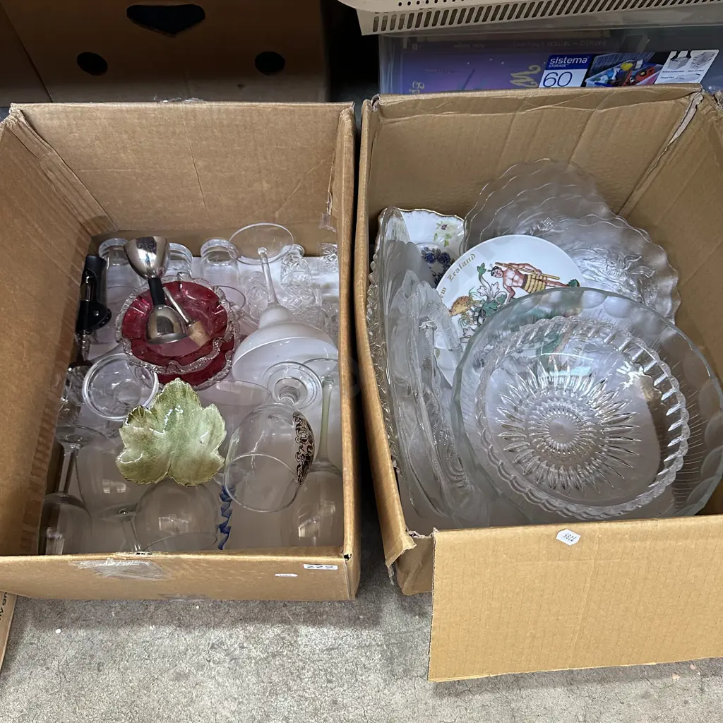 2 box collectables Image 1++