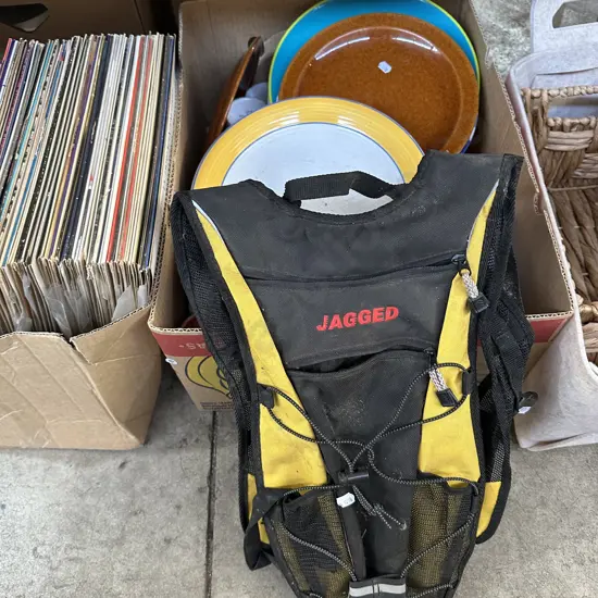 box dinnerware plus marathon bag