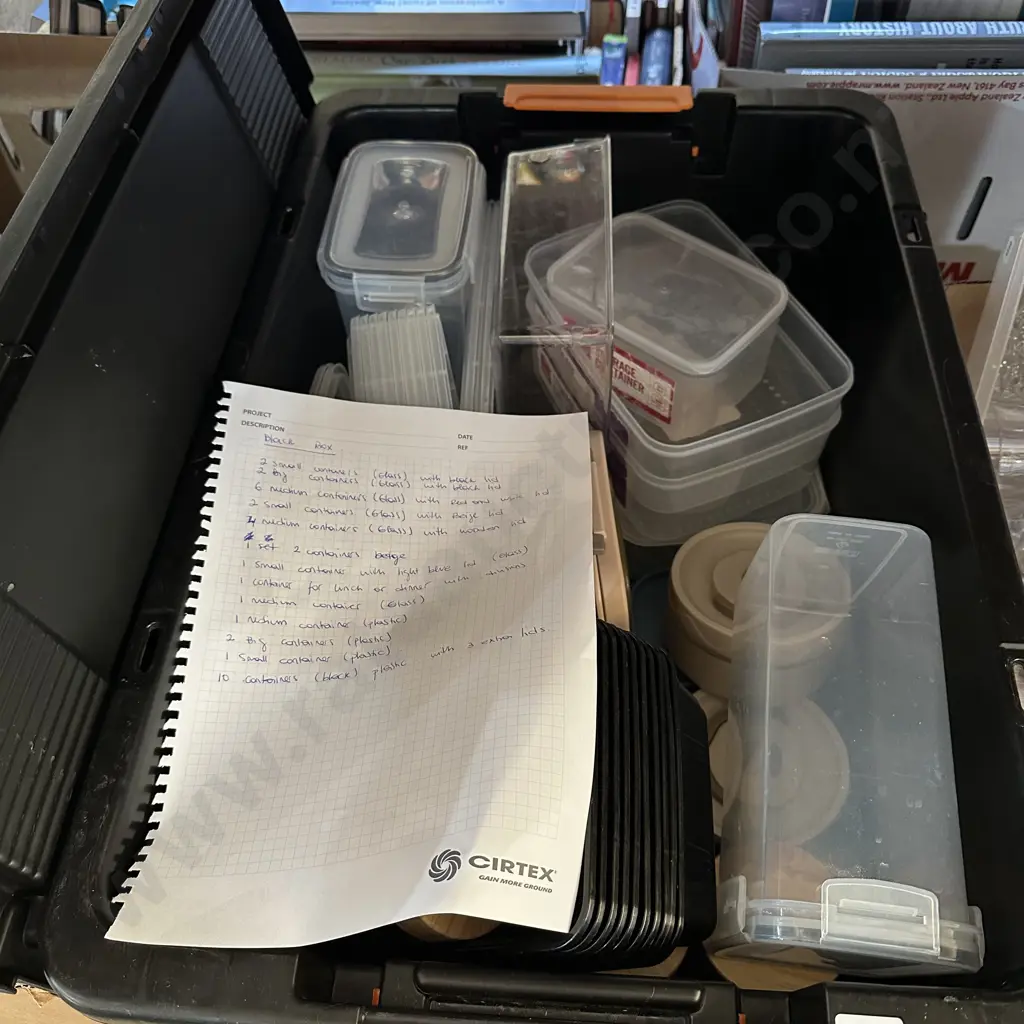 lidded bin and containers etc Image 1++