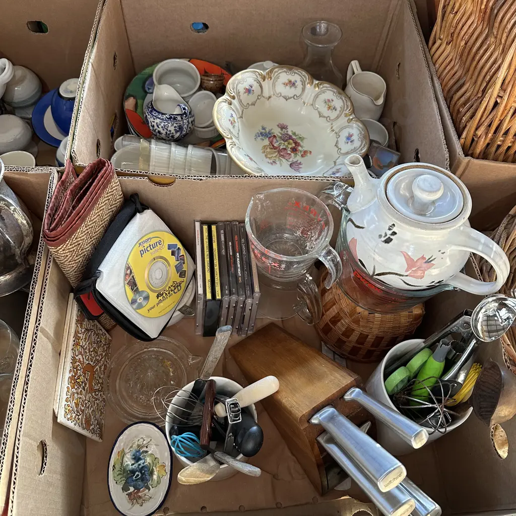 2 box knives and block, CDs, mixing jugs etc Image 1++