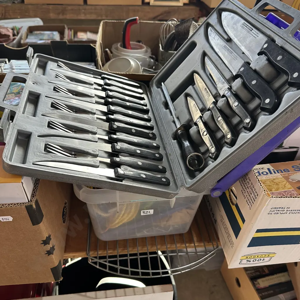 knife set etc Image 1++