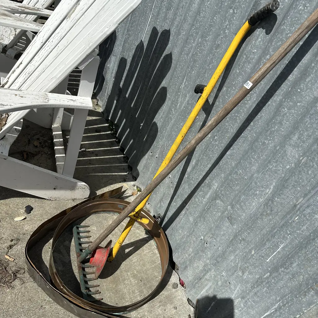 copper and 2 tools Image 1++