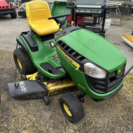 John Deere D140 ride on mower 2015- well maintained